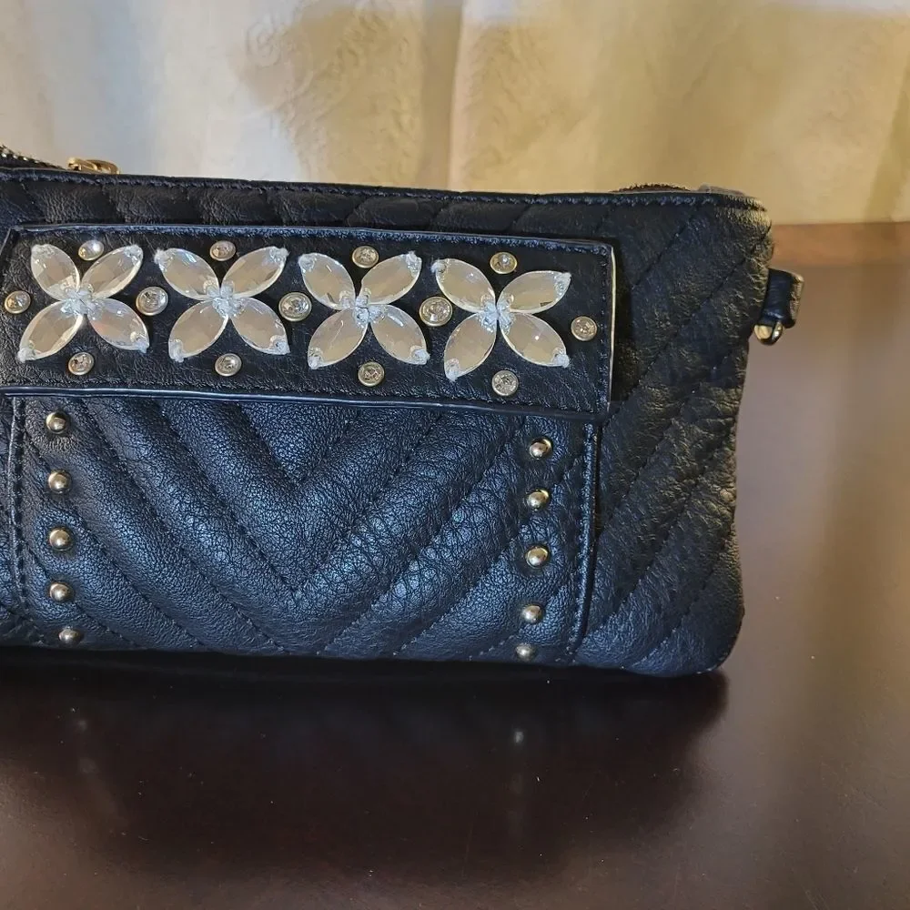 BRAND NEW CHARLIE'S BLACK VEGAN LEATHER SMALL BAG